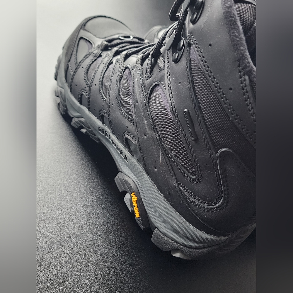 Merrell Men's Dark Gray and Black Trail Boots - Picture 8 of 13